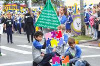 Desfile de Sete de Setembro emociona pblico com homenagens  ptria em Itaja