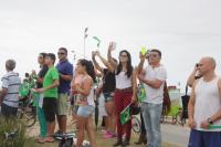 Centenas de pessoas compareceram ao Molhe de Itaja para assistir a partida dos barcos da VOR