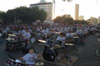 Mais de 80 bateristas participam do Festival BatucAu