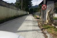 Rua Paulo Hoier recebe pavimentao em macadame