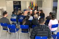Secretaria Itinerante visita escolas do bairro So Vicente