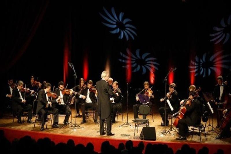 Orquestra de Câmara de Blumenau realiza concerto gratuito no Teatro Municipal nesta quarta-feira (27)