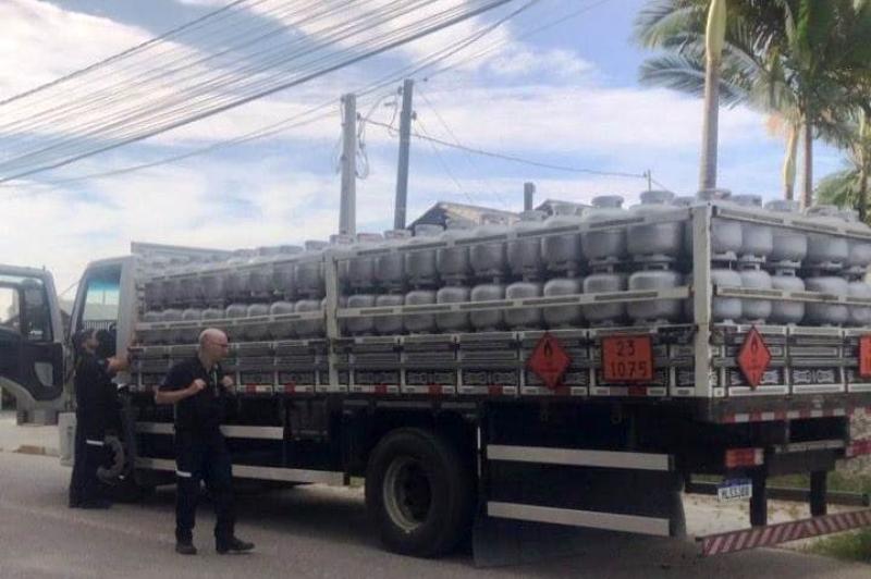 Defesa Civil de Itajaí realiza 2ª fiscalização do transporte rodoviário de produtos perigosos
