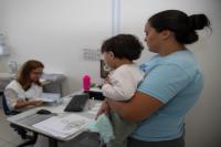 Crianas de seis meses a menores de um ano devem ser vacinadas contra o sarampo