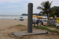 Semasa orienta populao sobre uso de chuveiros coletivos nas praias