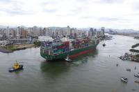 Porto de Itaja testa nova Bacia de Evoluo com manobra indita no Brasil
