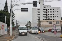 Retorno de quadra da rua Heitor Liberato recebe mais dois semforos e est finalizado
