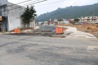 Prolongamento das ruas Alberto Werner e Juvenal Garcia recebe asfalto