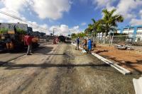 ltima quadra da avenida Campos Novos recebe nova pavimentao