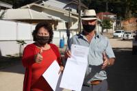 Cinquenta famílias do Limoeiro recebem escrituras pelo Plano de Regularização Fundiária de Itajaí