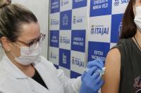 Pessoas com comorbidades de 18 a 59 anos podem agendar a vacina contra Covid-19 a partir desta sexta-feira