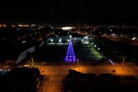 Iluminao natalina em Itaja  atrativo para a retomada da atividade econmica local
