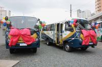 Municpio de Itaja cede dois nibus novos para transporte de alunos da Apae