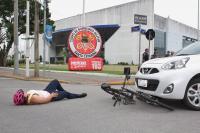 Simulado de acidente de trnsito abre programao do movimento Maio Amarelo em Itaja