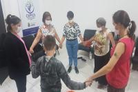 Dança Circular é ofertada gratuitamente no CEPICS de Itajaí