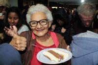 Comunidade do Cidade Nova participa de corte do bolo de 162 anos de Itaja