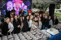 Aniversrio de Itaja  comemorado com a distribuio de 12 mil fatias de bolo  populao 