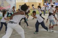 Projeto ministra aulas gratuitas de capoeira na Internet