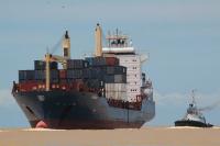 Porto de Itaja recebe primeiro navio da nova linha de contineres