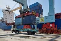Porto de Itaja recebe primeiro navio da nova linha de contineres