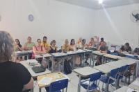 Profissionais da educao participam de formaes para o retorno s aulas na tera-feira (06)
