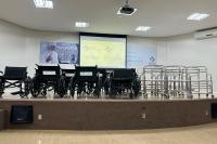 Conselho Municipal da Pessoa Idosa realiza doao de 30 cadeiras de rodas ao Hospital Marieta