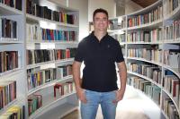 Servidor da Biblioteca Pública defende tese de doutorado para adoção de e-book