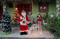 Casa decorada traz a magia do Natal para zona rural de Itaja